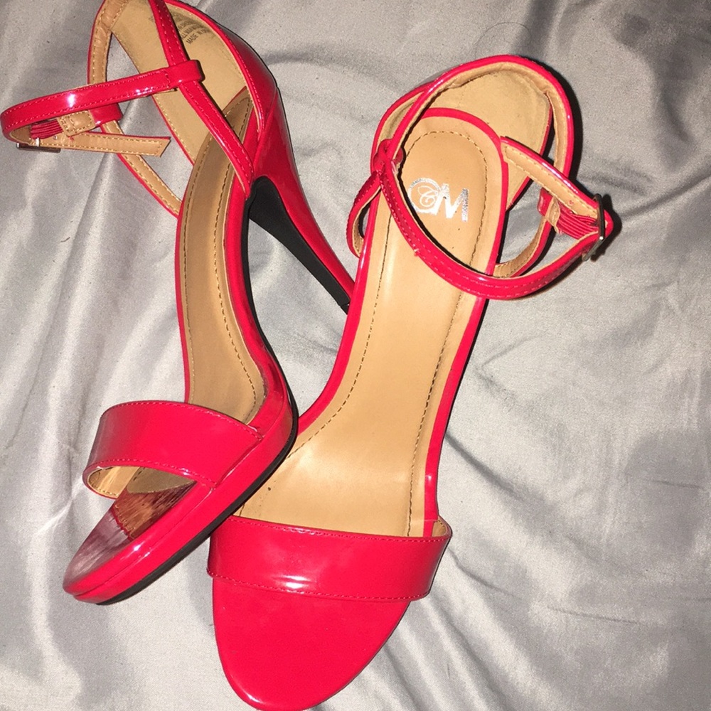 Red heels 🔥